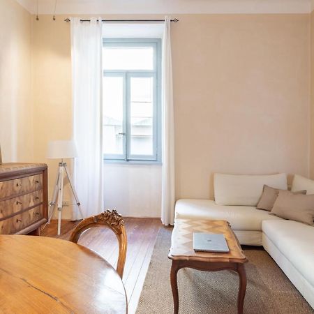Suite Cavour By Icasamia It バレーゼ エクステリア 写真