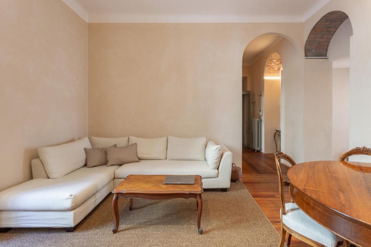 Suite Cavour By Icasamia It バレーゼ エクステリア 写真